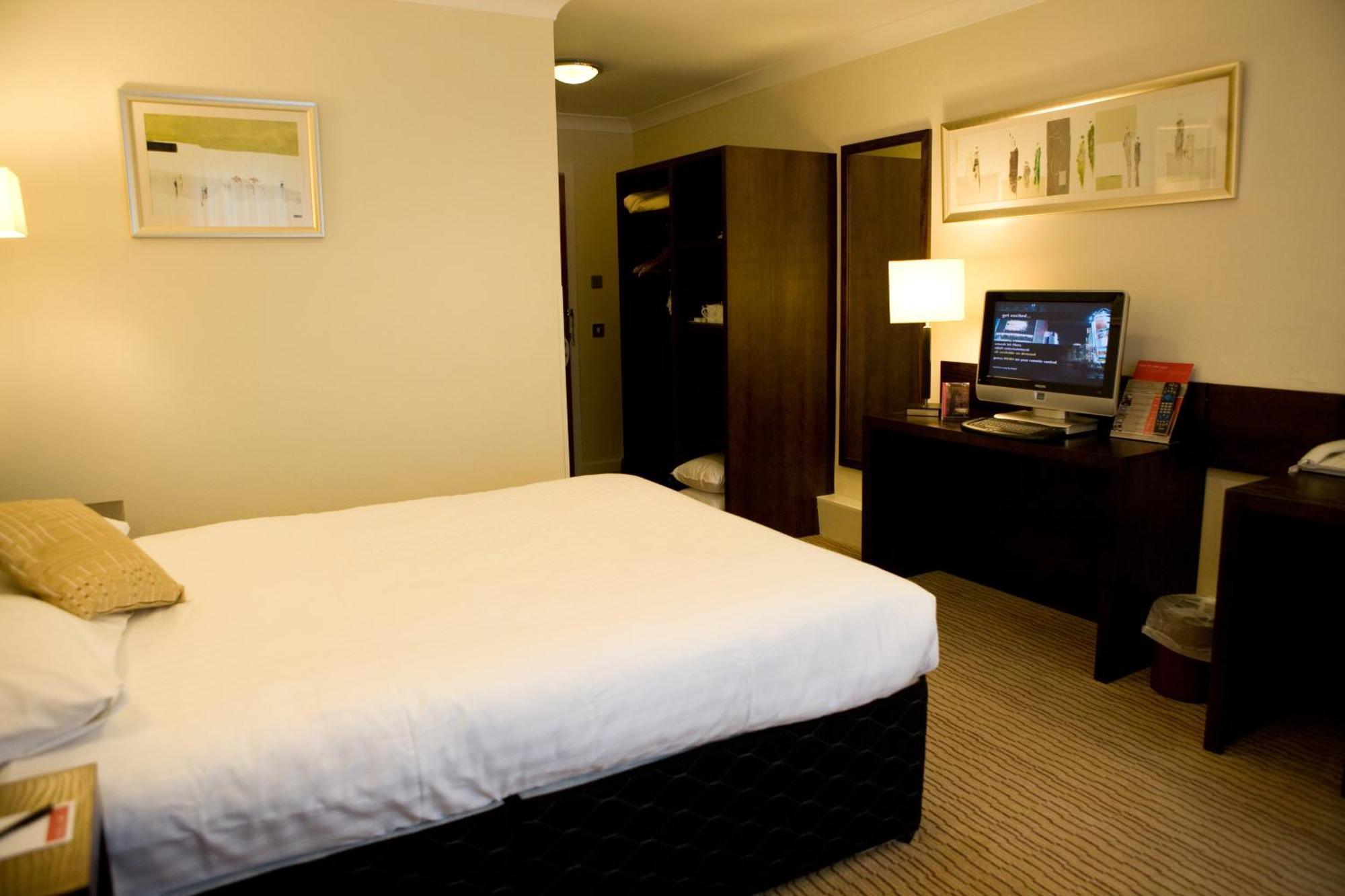 Mercure Bradford, Bankfield Hotel Брадфорт Екстериор снимка