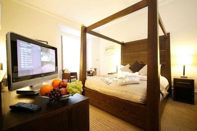 Mercure Bradford, Bankfield Hotel Брадфорт Стая снимка
